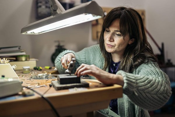 Comment organiser un atelier de fabrication de lanternes en papier ?